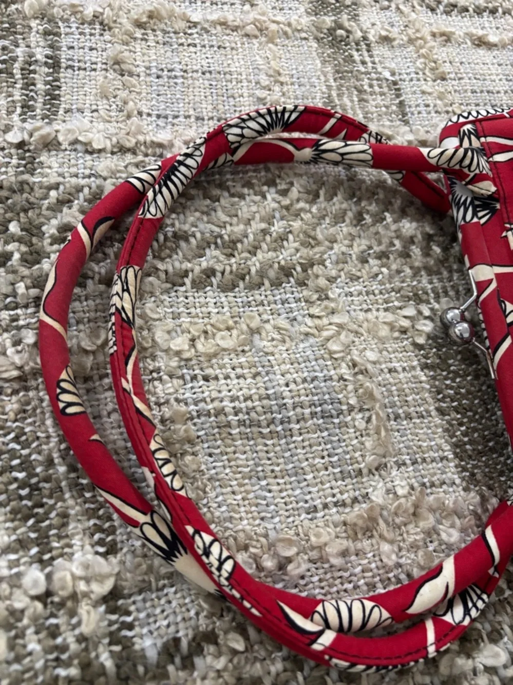 VERA BRADLEY RED DECO DAISY ALICE BOWLER Shoulder Bag‎